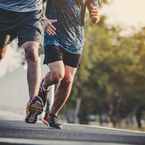 young-people-runner-running-running-road-city-park